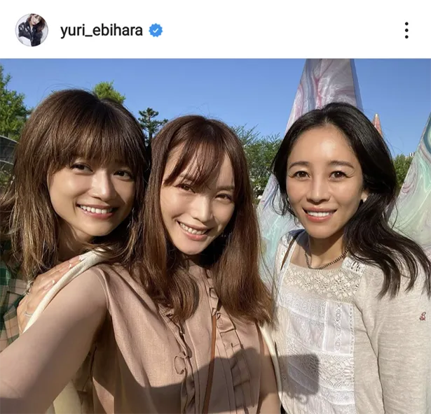 ※蛯原友里公式Instagram(yuri_ebihara)のスクリーンショット