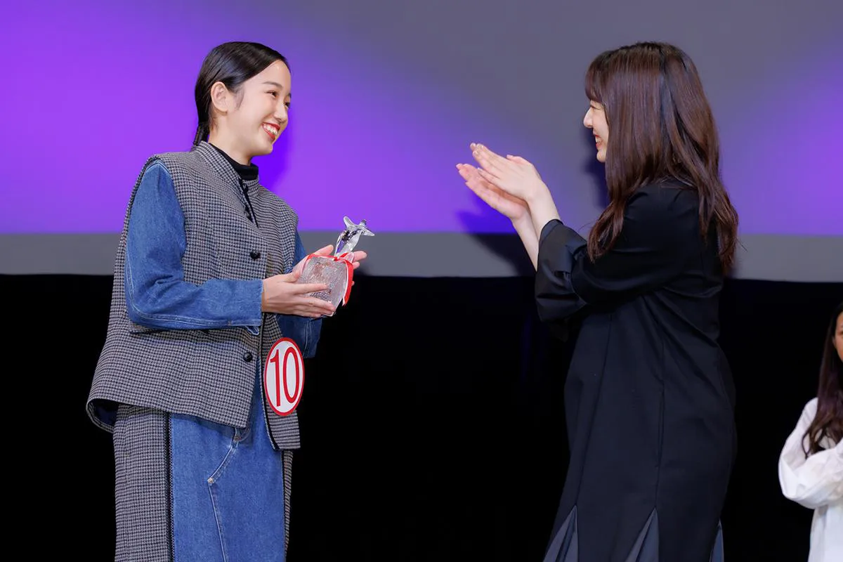 西川愛莉さん、上白石萌音