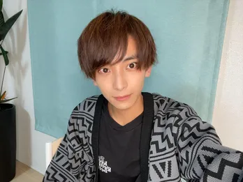 石沢瑠架による、なにわのアイドルが自分を奮い立たせるときに見るおすすめ映画・アニメ5選/VOYZ BOYのストリートからダイヤモンド#2