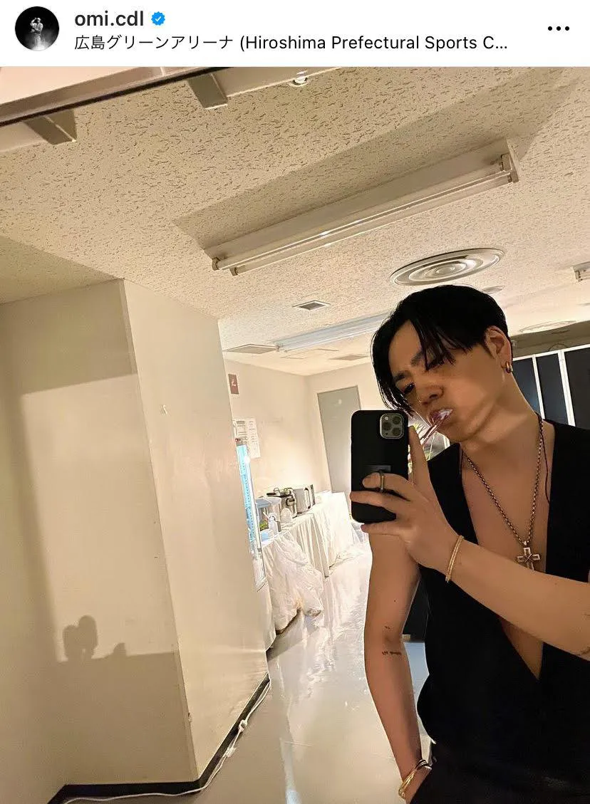 画像・写真 OMIこと登坂広臣、イケメンパワー炸裂 自撮りショットに