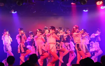 虹コンファミリー3組が「週刊アスキー」イベントで勢ぞろい!