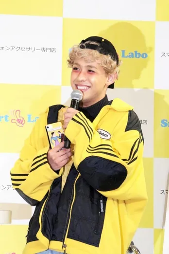 りゅうちぇる「ぺことのファーストキスは2段ベットの1段目」