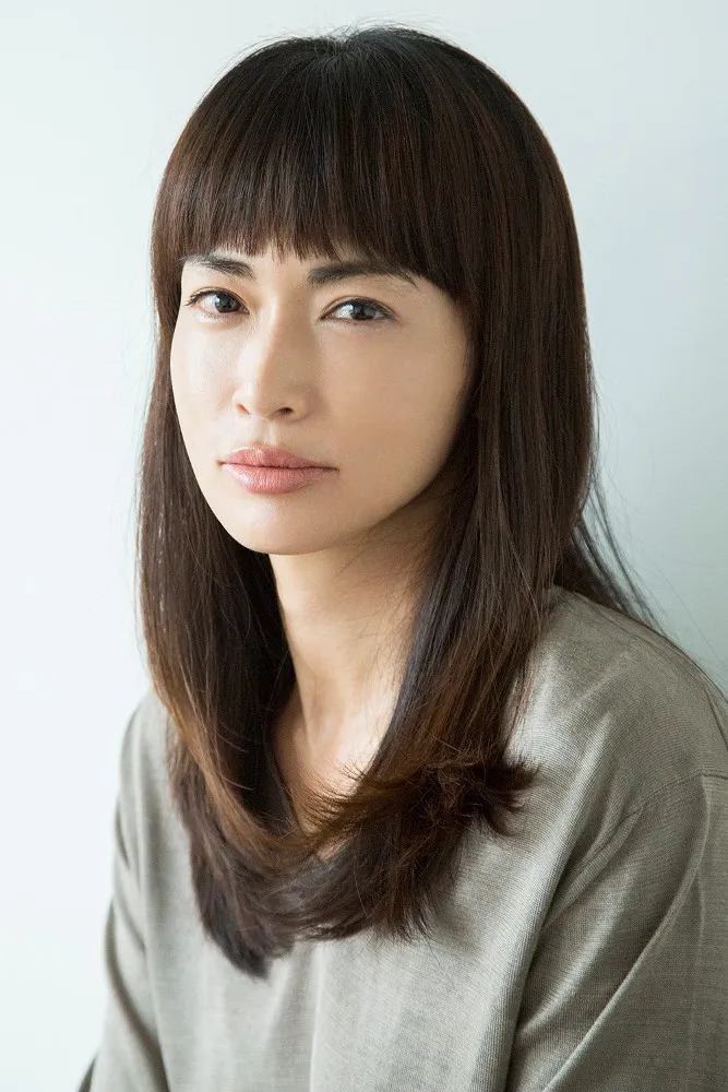 長谷川京子は元「ヴァニティ」No.2モデル・安永舞子を演じる