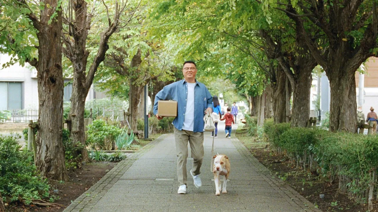 長谷川忍(シソンヌ)とのCM共演で名演技を見せた犬のヤジロベエ