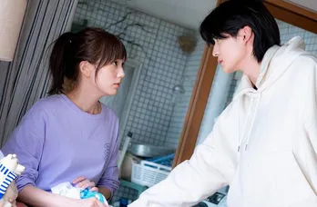 デビュー曲が再ヒットし8LOOMにオファーが殺到 本田翼“あす花”と高橋文哉“弾”の恋には進展が<君の花になる>