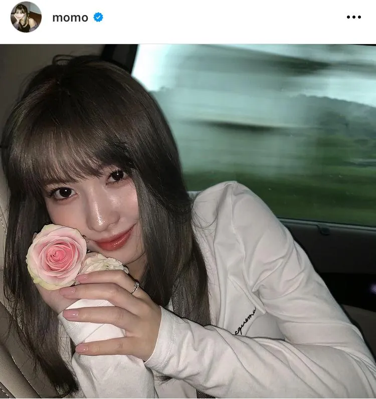 ※モモ公式Instagram(momo)より