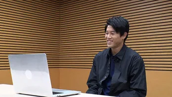 内田篤人が“サッカー珍百景”を解説　8歳のゴールキーパー少女の天才的テクニックに驚嘆＜ナニコレ珍百景＞