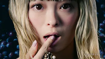 きゃりーぱみゅぱみゅ、金髪&黒衣装に「斬新かな」