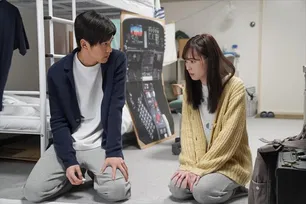 目黒蓮“柏木”が見せる人間的成長「もう会うことはないだろう」から「部屋に来い」へ＜舞いあがれ！＞