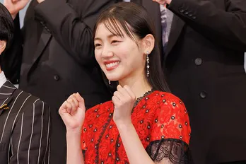 日向坂46佐々木美玲、2022年は「夢だったことがたくさんかなって、幸せだった」