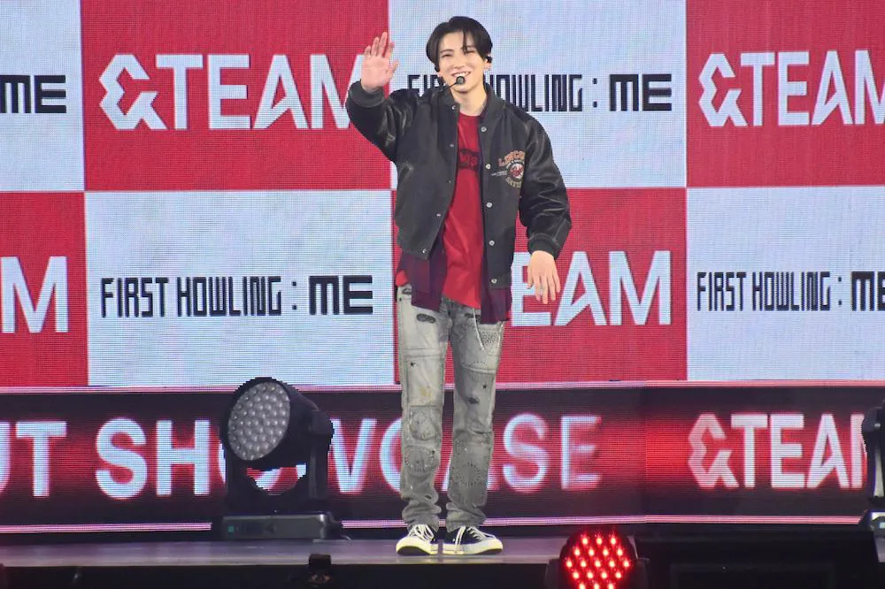 「&TEAM DEBUT SHOWCASE [First Howling : ME]」より