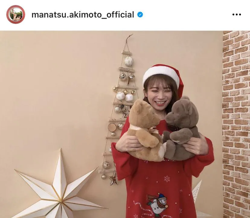 ※画像は秋元真夏(manatsu.akimoto_official)オフィシャルInstagramのスクリーンショット