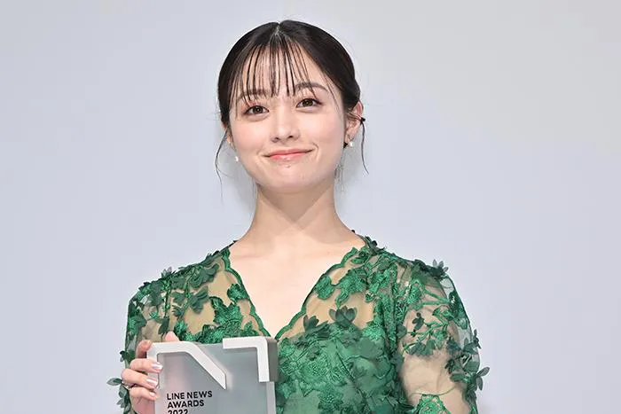 橋本環奈「LINE NEWS AWARDS 2022」より