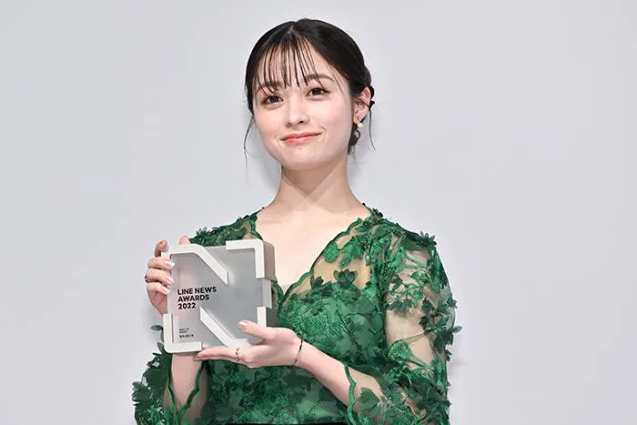 橋本環奈「LINE NEWS AWARDS 2022」より