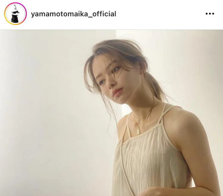  ※山本舞香公式Instagram(yamamotomaika_official)より