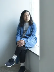 「オイコノミア」MC・又吉直樹が語る“経済学と文学の共通点”