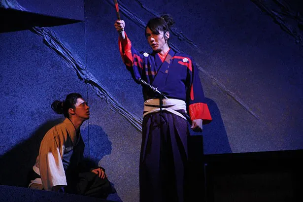 若き織田信長を細貝圭(右)が、木下藤吉郎を演じるのは白又敦(左)