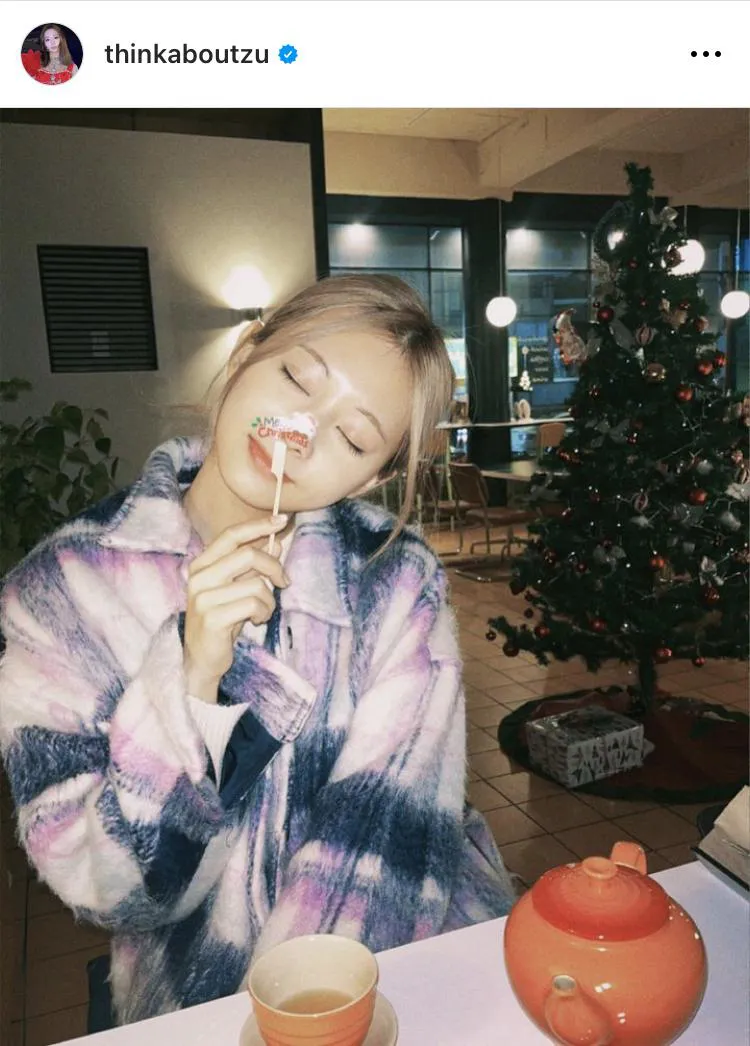 画像・写真 TWICE・ツウィ、ファンに歌のクリスマスプレゼント