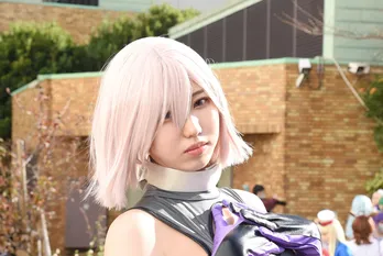 美肌あらわな『FGO』コスプレイヤー、真冬イベントに参戦「今回は少女っぽい雰囲気を出した」
