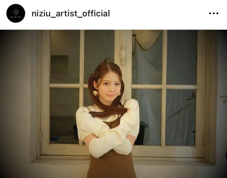   ※NiziU公式Instagram(niziu_artist_official)より