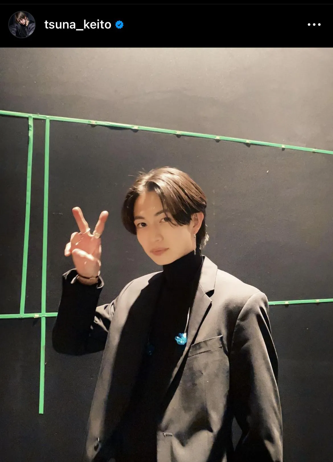 画像・写真 綱啓永、“24歳になりました”美しい黒スーツ姿で誕生日を