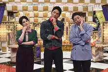 ＜ザワつく!!年越しフシギ大賞!!!＞で、マジシャン・KiLaが超絶テクニックを披露　後半戦では、MC芸人たちが一堂に会する