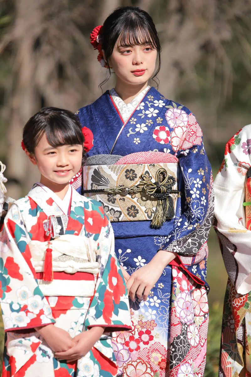 浅田芭路、紺野彩夏