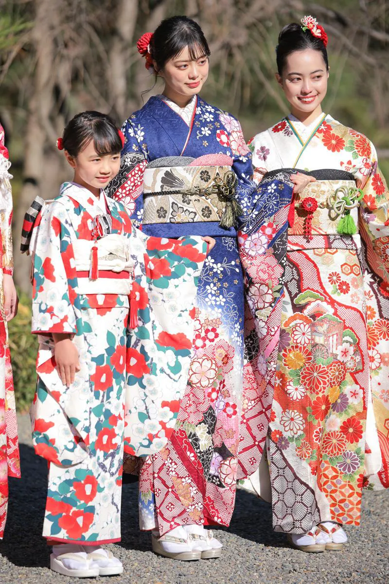 浅田芭路、紺野彩夏、新関碧