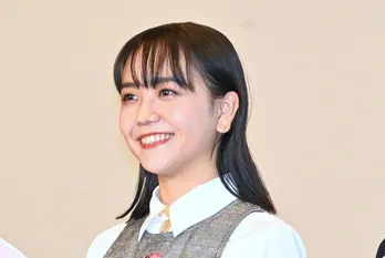 松井愛莉、26歳の誕生日に幼少期の“スマイルショット”公開「面影ある」「笑顔がかわいい」とファンの声