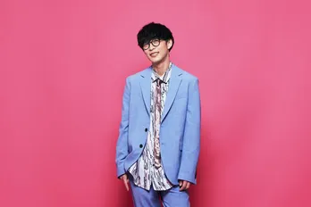 オーイシマサヨシ、2023年の抱負は「音楽をより認められるおしゃべりクソメガネに」<第6回ももいろ歌合戦>