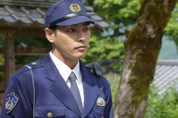 柳楽優弥“大悟”、後藤家と乱闘…“謎の大男”の脅威に背筋凍る<ガンニバル>