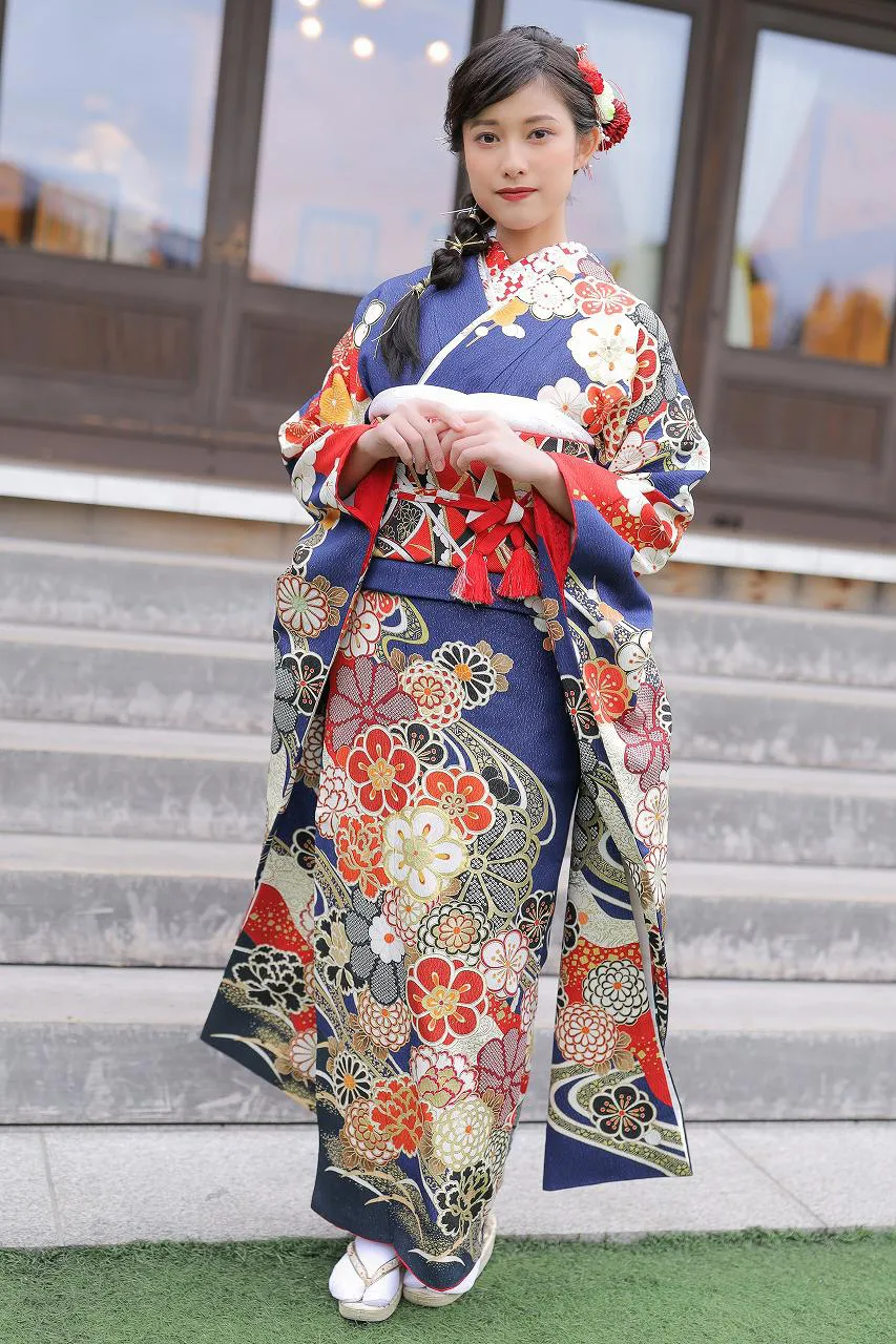 【写真】弱冠20歳にしてクールビューティーな雰囲気を持つ玉田志織の全身ショット