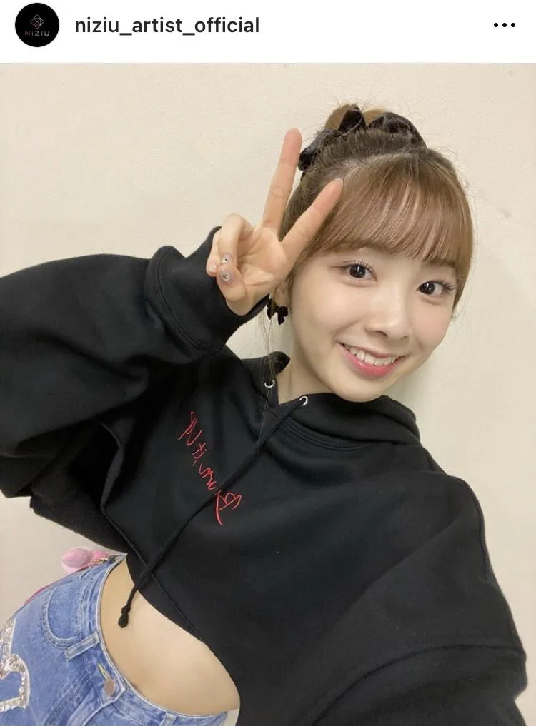 画像・写真 NiziU・ミイヒがいっぱい…“横向き写真集”披露に