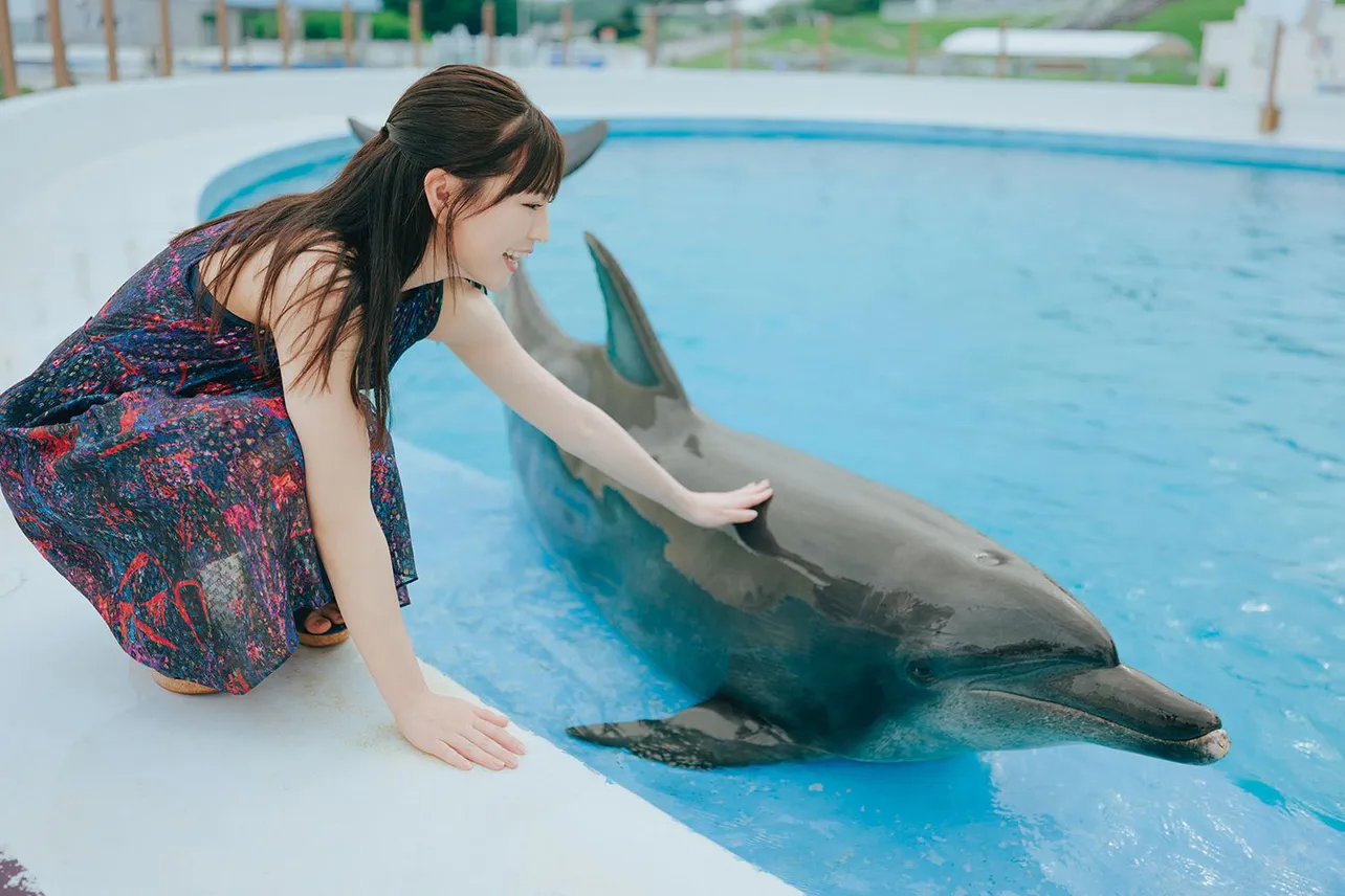 廣川奈々聖1st写真集「なちゅらる」より