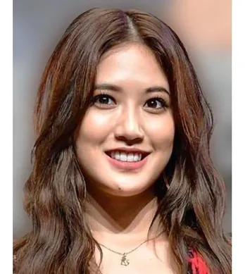 藤井夏恋、“どこに立っても映える”美しすぎる横顔ショットに「素敵です」「存在が美しすぎます」の声