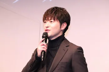 佐野玲於＆森田剛、撮影後に街で遭遇　佐野の私服を見て「一瞬、絡まれたと思って(笑)」＜インフォーマ＞