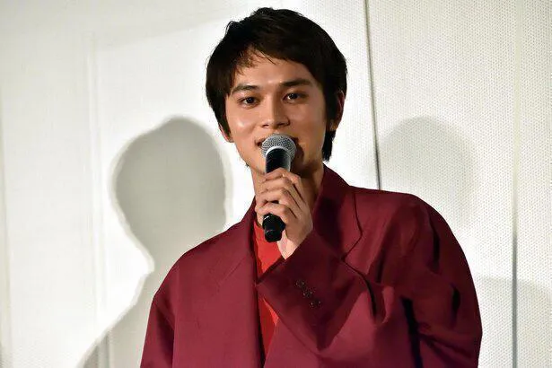 北村匠海の“謎ポーズ”写真にDISH//メンバーらツッコミ「もっと写真あっ