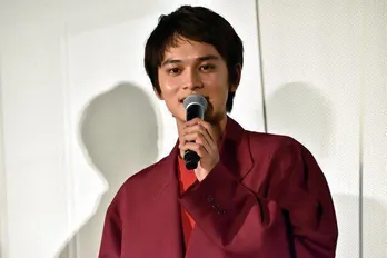 北村匠海の“謎ポーズ”写真にDISH//メンバーらツッコミ「もっと写真あったやろ」