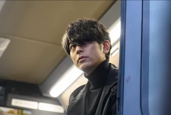 連続殺人犯を救うべく事件を追いかける妻夫木聡“波佐間” そこに隠された理由とは<Get Ready!>