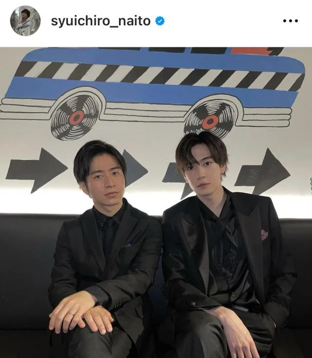 内藤秀一郎と村井良大が、黒スーツ姿でアンニュイに決める姿がかっこいい