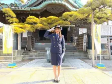 ABEMA＜白雪とオオカミくんには騙されない＞出演の古田愛理、一日消防署長に就任も演習の放水でびしょぬれに