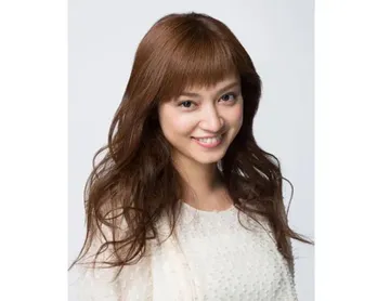 平愛梨「まだ照れがあるね」、金スマ出演後の夫・長友佑都との新婚当初の写真投稿に「素敵なご夫婦」と絶賛の声