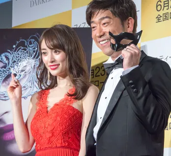 泉里香、真っ赤なワンピースで秘密を告白…?