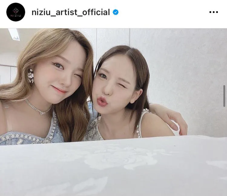    ※NiziU公式Instagram(niziu_artist_official)より
