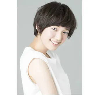 佐藤栞里、みかんを食べながら満面の笑みを見せる姿に「これは…最高だ」「笑顔に癒やされる」の声