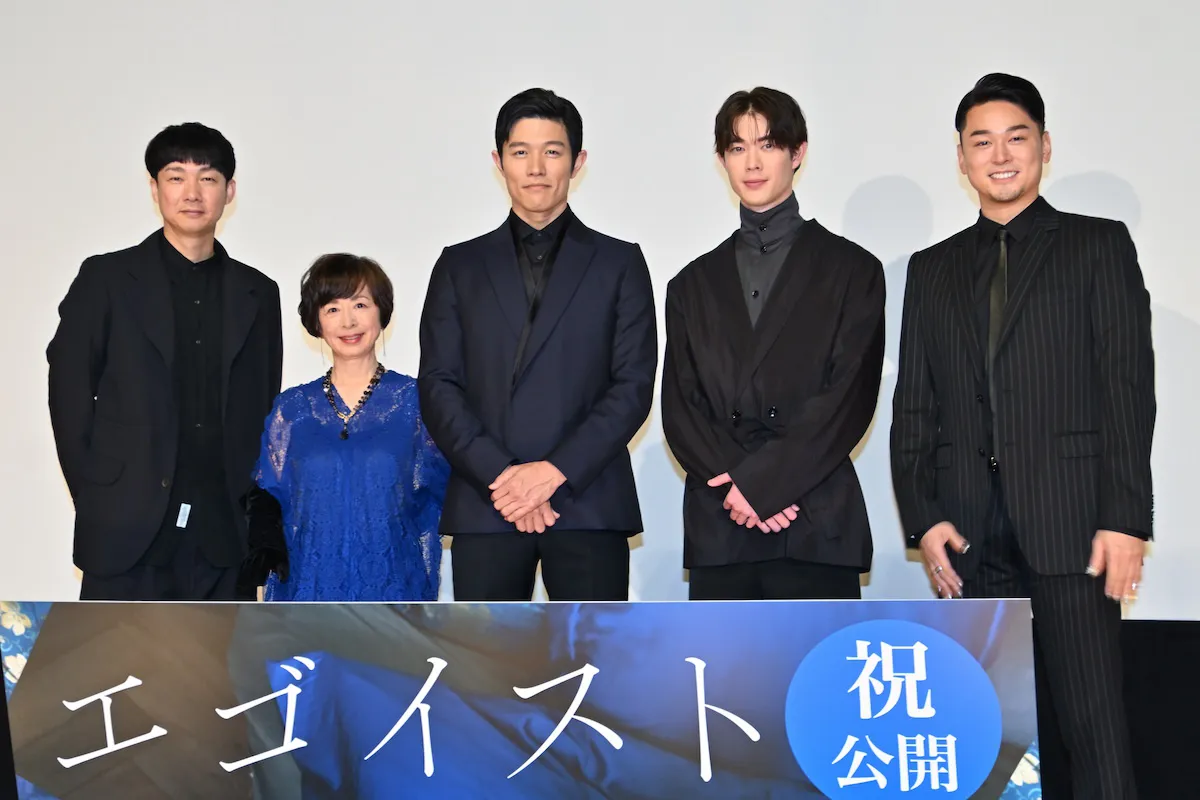 (写真左より)松永大司監督、阿川佐和子、鈴木亮平、宮沢氷魚、ドリアン・ロロブリジーダ