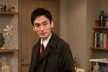 草なぎ剛“鷲津”、強敵が相手でも「引くつもりはない!」岸部一徳“鶴巻”の弱みを探る<罠の戦争>