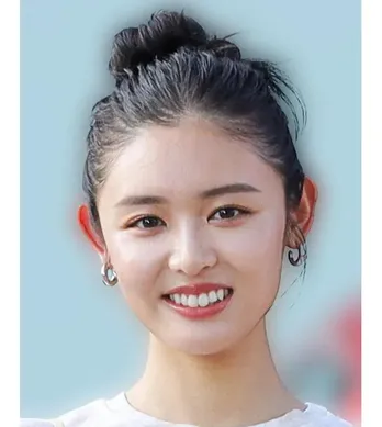 「ViVi」専属モデル・古畑星夏、一般男性との結婚報告「素敵すぎる」「末永くお幸せに」など祝福の声