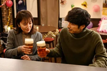 矢田亜希子“絵里”、眞島秀和“拓郎”への思いがあふれ動き出す<しょうもない僕らの恋愛論>