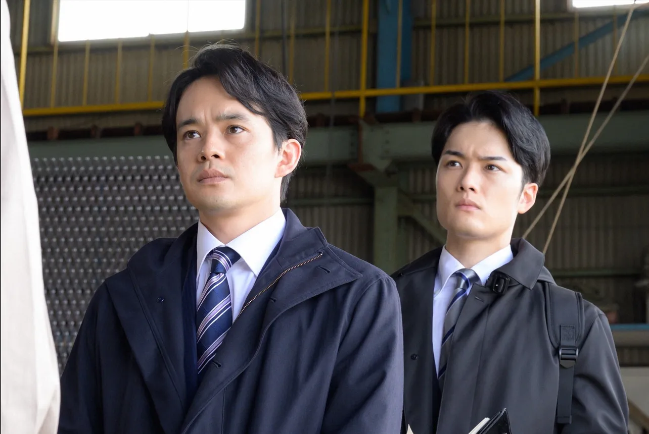 「Get Ready！」第1話にゲスト出演した池松壮亮(左)と入江甚儀(右)